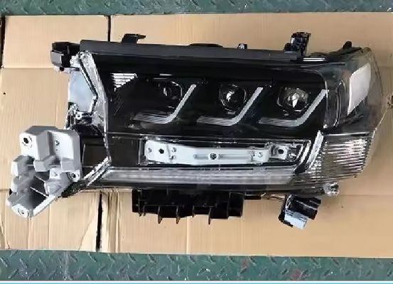 Vollversion Modifizierte Ersetzen Scheinwerfer Toyota Land Cruiser 200 2016 Scheinwerfer 81106-60p50