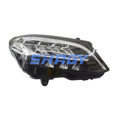 Für Benz Calss CClass205 Niedrigkonfiguration mit HID 2059063306 2059066204 Frontlicht